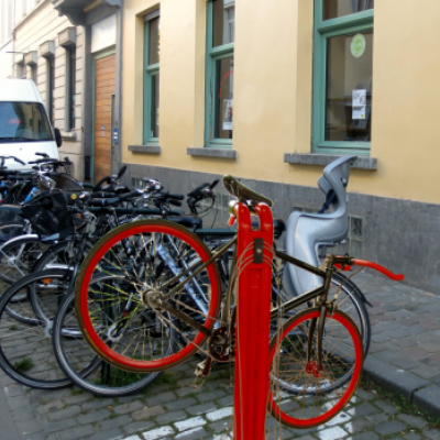 Une station de réparation de vélos en libre-service à Ixelles ?